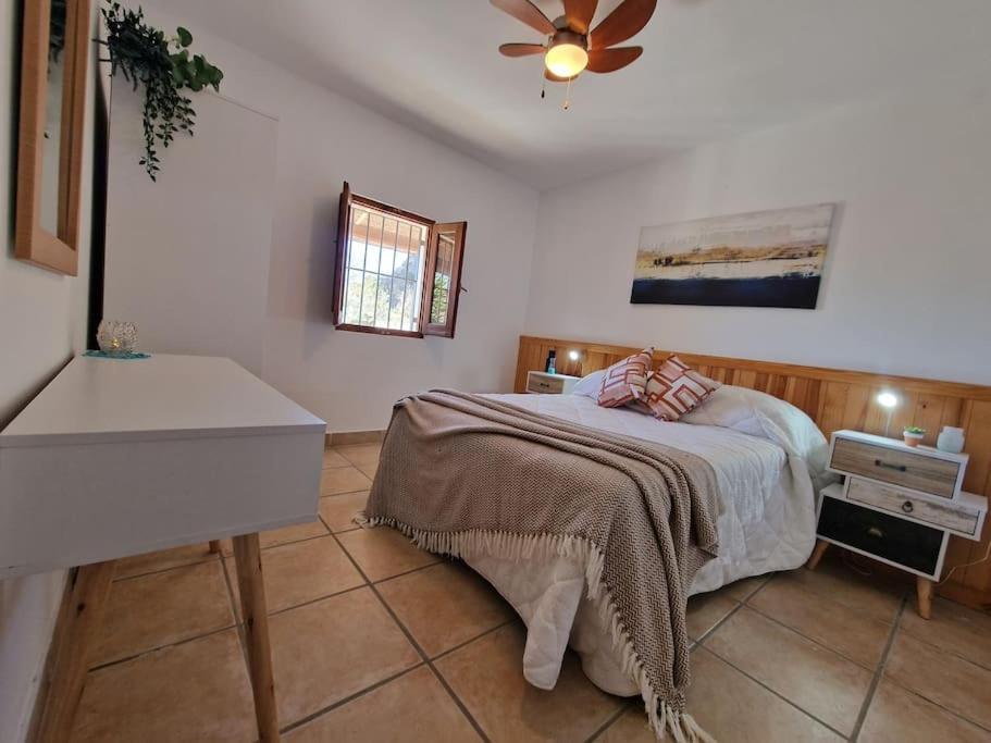 Casa Caballo A Private Cottage In Lubrin Exterior photo